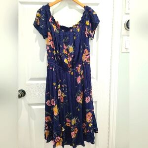 Old Navy Off the Shoulder Floral Midi Dress. SIZE Large